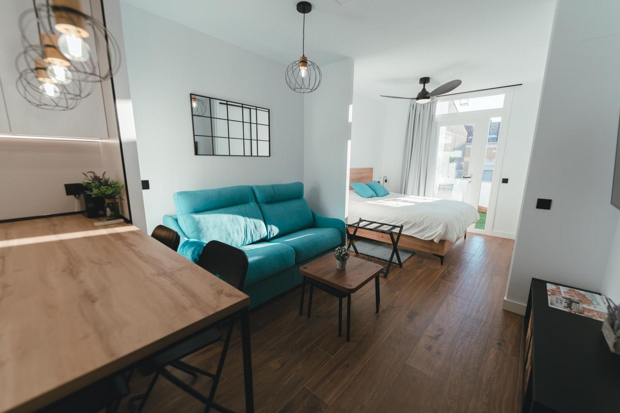 Macarena Suites Caces エクステリア 写真